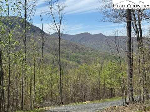 2a Doe Ridge Drive, West Jefferson, NC 28694