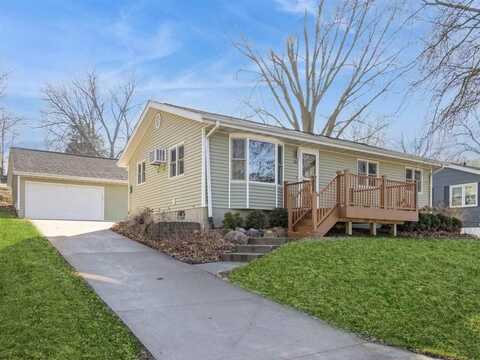 116 Northside Dr, WestBranch, IA 52358