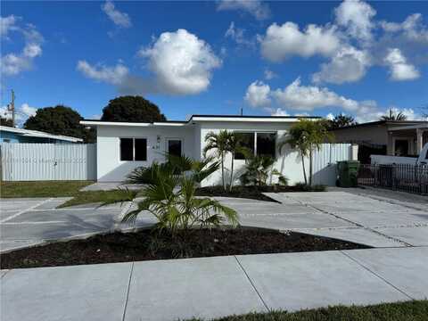 631 E 43rd St, Hialeah, FL 33013