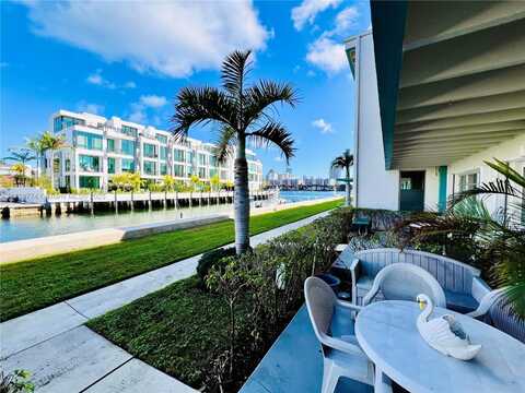 3923 NE 166th St, North Miami Beach, FL 33160