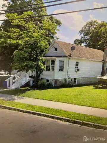 47 Boehmhurst Avenue, Sayreville, NJ 08872