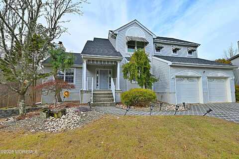 7 Alexander Court, Morganville, NJ 07751