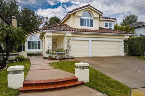 937 S Barton Court, Anaheim Hills, CA 92808