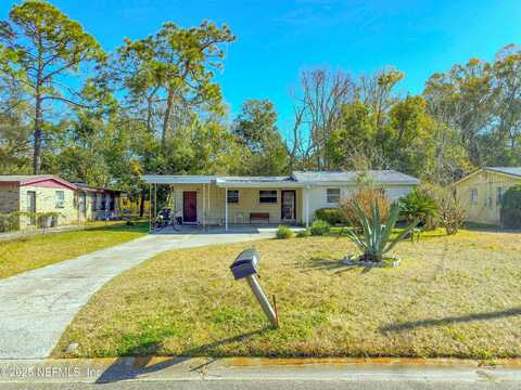 8921 GREENLEAF Road, Jacksonville, FL 32208