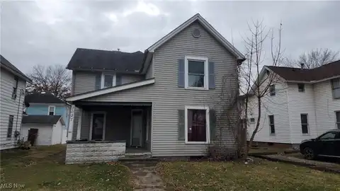 1027 Orchard Street, Coshocton, OH 43812