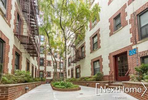 31-14 Crescent, New York, NY 11106