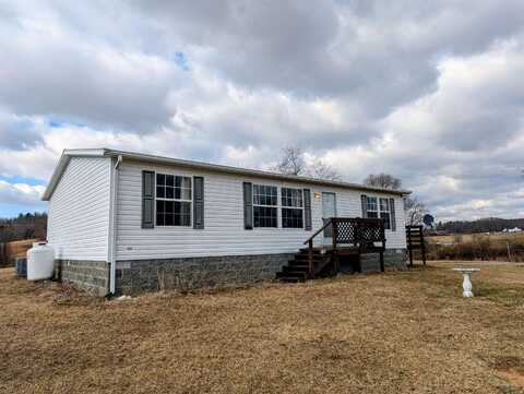 2550 Stonewall Road, Pilot, VA 24138