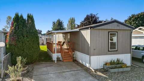 19029 E Boone Ave, Greenacres, WA 99016