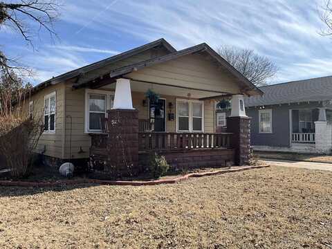 1130 S Pattie St, Wichita, KS 67211