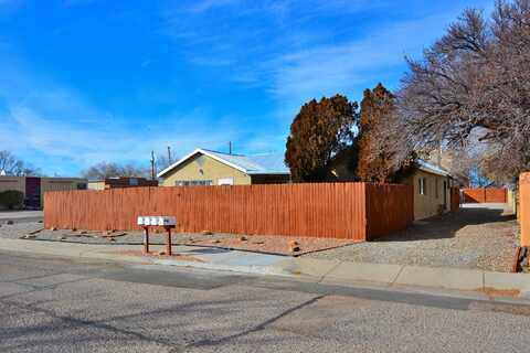 1853 Mann Street, Santa Fe, NM 87505