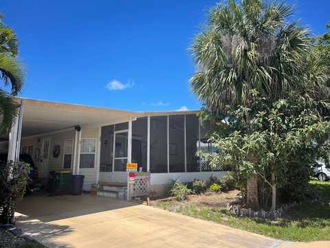 187 Overlook Dr., Micco, FL 32976