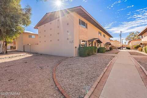 935 N Venice Avenue, Tucson, AZ 85711