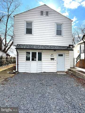 906 MAIN AVENUE, CROYDON, PA 19021