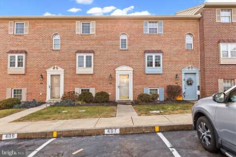 407 WELDON DRIVE, YORK, PA 17404