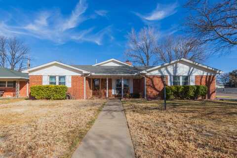 1707 HILLCREST Drive, Canyon, TX 79015