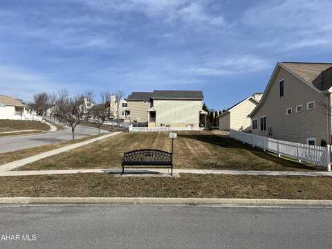 603 Holliday Hills Drive, Hollidaysburg, PA 16648