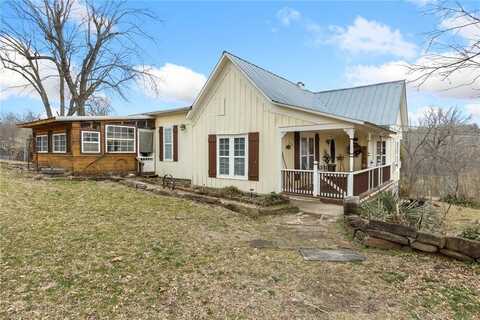 5424 Rowan ST, Everton, AR 72633