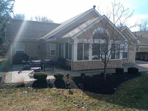 2631 Prestwick Village Circle Circle, Springfield, OH 45503