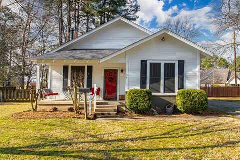 8 Cherokee Circle, Conway, AR 72034