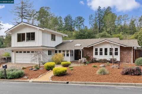 12 Southwaite Ct, Orinda, CA 94563