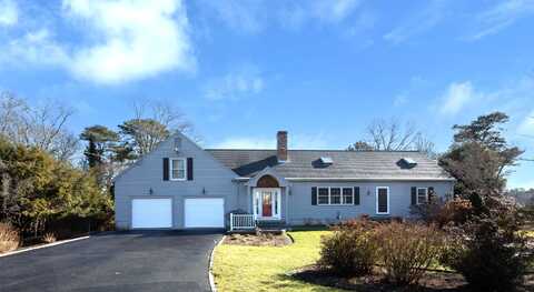 72 Lookout Road, Yarmouth Port, MA 02675