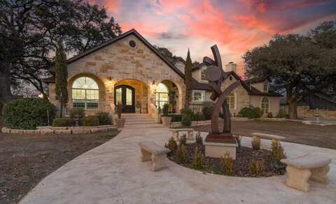 202 Beverly Dr, Fredericksburg, TX 78624