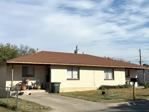 123 A & B Foster, Del Rio, TX 78840