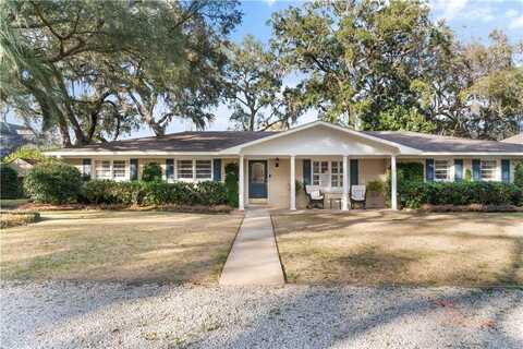 264 Menendez Ave, Saint Simons Island, GA 31522