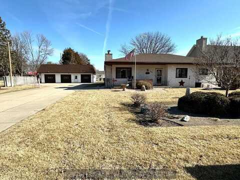 2211 Park Dr, Grand Island, NE 68801