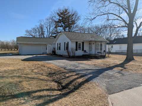 2406 Roosevelt Road, Valparaiso, IN 46383