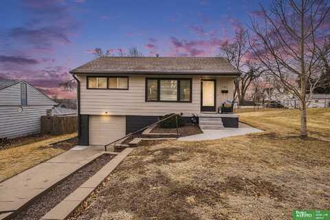 505 E 5th Street, Papillion, NE 68046