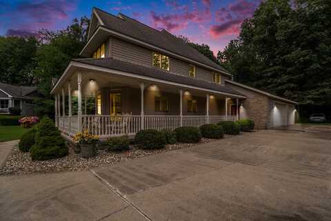 29100 Heritage Lane, Paw Paw, MI 49079