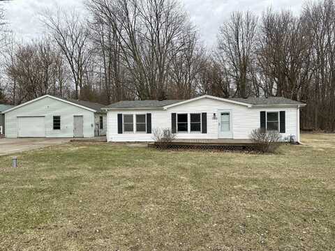 206 Lakeside Drive, Quincy, MI 49082