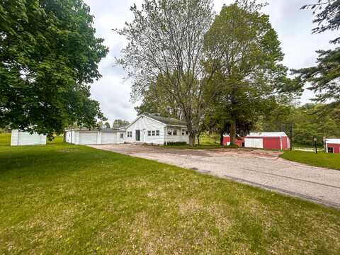 3350 Fighter Road, Hastings, MI 49058