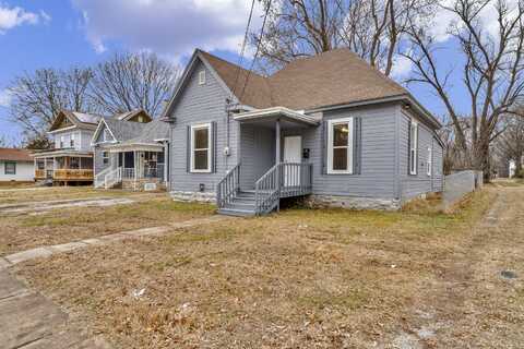 1031 W Monroe Terrace, Springfield, MO 65806