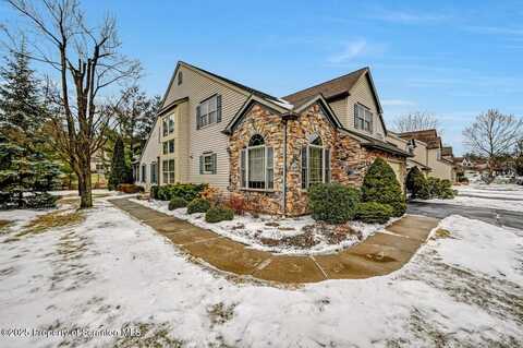 20 Hedge Row Run, Clarks Summit, PA 18411