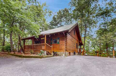 3002 Mountain Memories Way, Sevierville, TN 37876