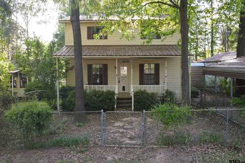 143 King Fisher Dr, Winnsboro, TX 75494