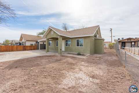 663 W Brighton Ave, El Centro, CA 92243