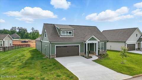 315 Trillium Tr, Lenoir City, TN 37771