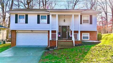 2300 South Walnut Drive, Saint Albans, WV 25177