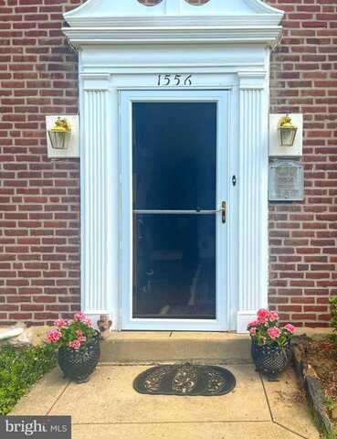 1556 BURMONT RD, HAVERTOWN, PA 19083