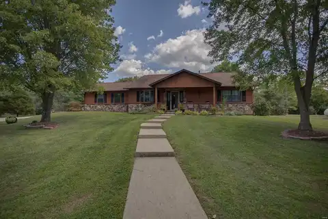 100 Pecan Lane, Belleville, IL 62223