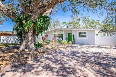 1800 Barstow Place, Sarasota, FL 34235