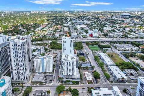 229 SW 9th St, Miami, FL 33130