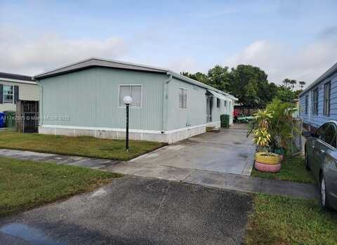 21641 NW 3rd St, Pembroke Pines, FL 33029
