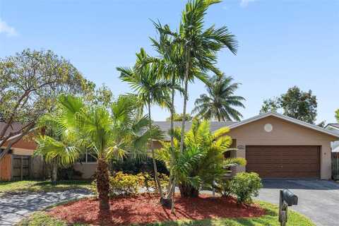 9034 SW 163rd Ter, Palmetto Bay, FL 33157