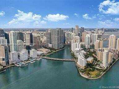 888 Brickell Key Dr, Miami, FL 33131