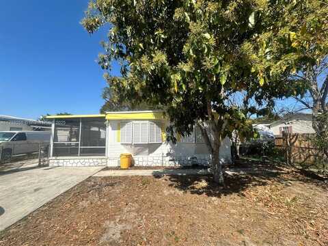 11869 W Sandalfoot Blvd W, Boca Raton, FL 33428