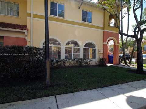 1301 N Santa Catalina Cir, North Lauderdale, FL 33068